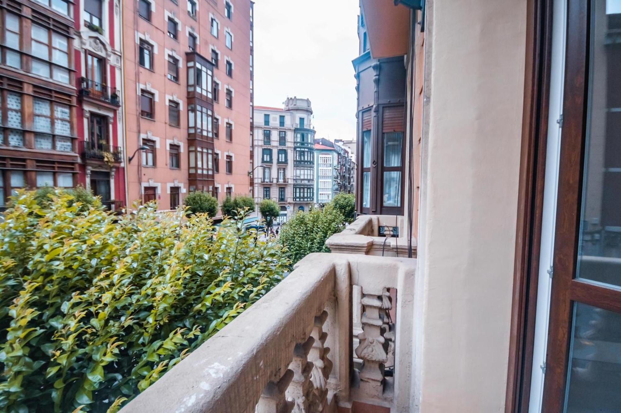 Gran Apartamento 6 Suites Bilbao Center Zewnętrze zdjęcie
